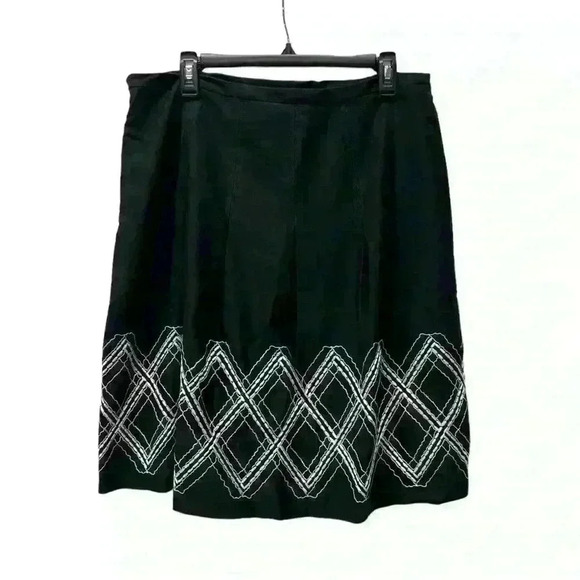 EUC Ann Taylor LOFT A-Line Skirt Size 12 - Picture 2 of 3